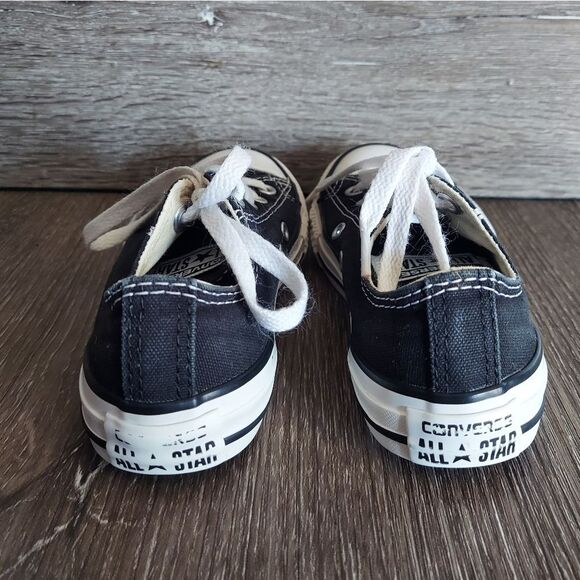 Converse Chuck Taylor All Star Low Top Sneaker Little Kid Size 12 - Picture 5 of 9